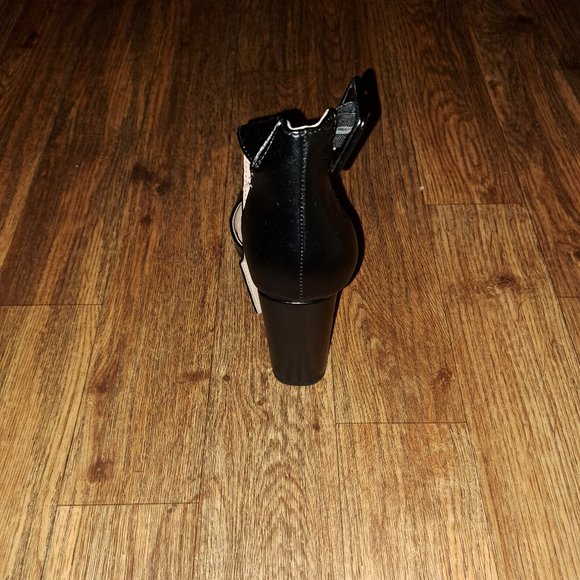 MICHAEL BY MICHAEL, Black heels Size 6 - Picture 1 of 4